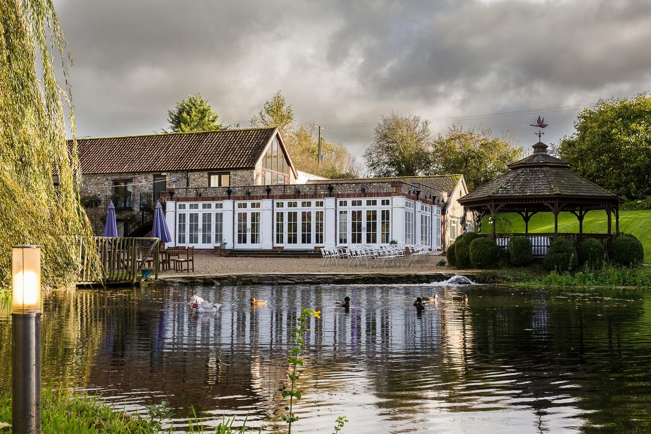 Hotel Hornsbury Mill Chard Exterior foto